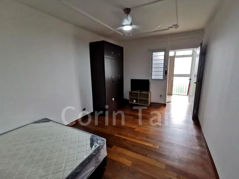 1 Room (HDB) for Rent in  402 Woodlands Street 41 - Image 2