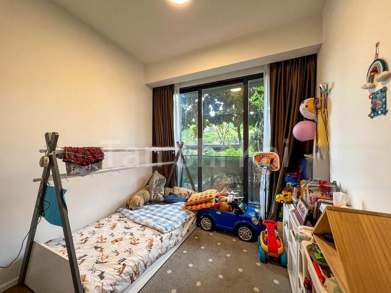3 Bed Condo for Rent in  Parc Esta - Image 7