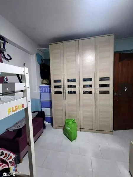 Room (HDB) for Rent in 104 Henderson Crescent - Image 2