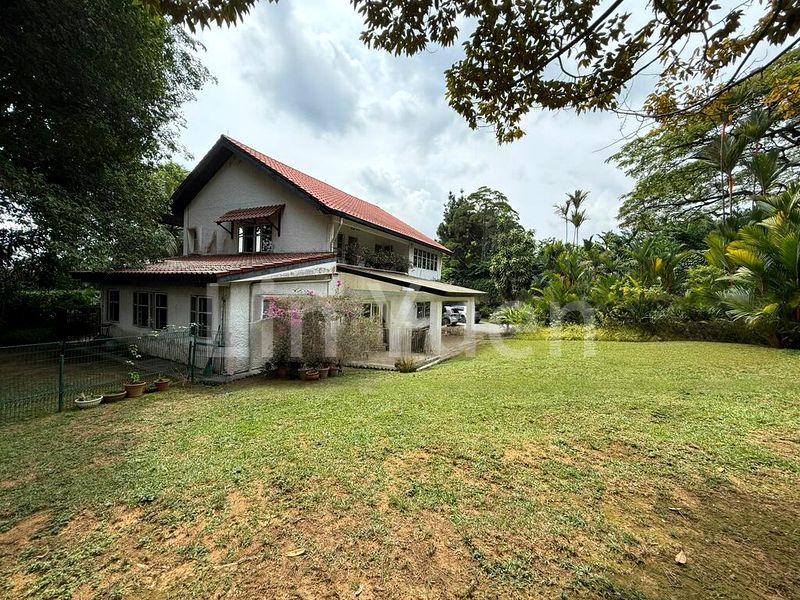 4 Bed Bungalow (Landed) for Sale in  Duchess Avenue - Image 3