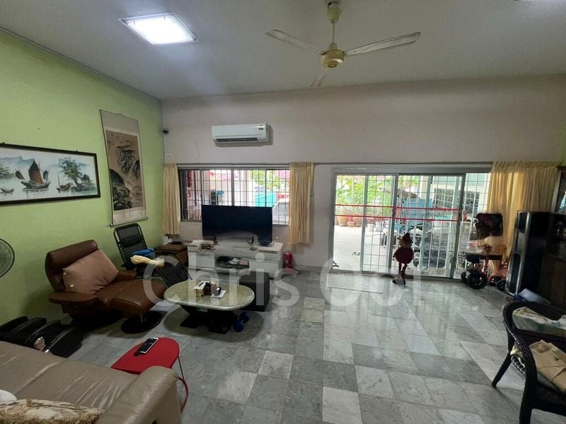 4 Bed Terraced House (Landed) for Rent in  Pasir Ris Beach Park - Image 3