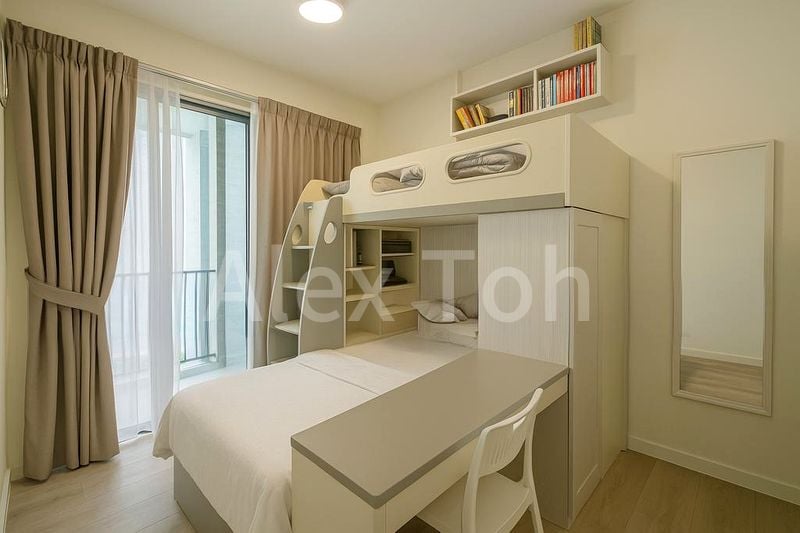 3 Bed Executive Condo for Sale in  Watercolours - Image 3