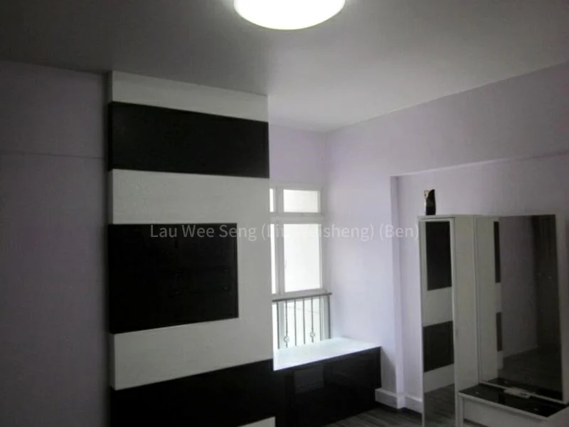 4 Room (4A) HDB for Rent in 385 Bukit Batok West Avenue 5 - Image 3