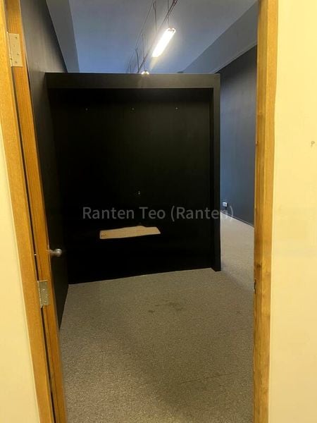 Light Industrial (B1) for Rent: Primz Bizhub - Image 2