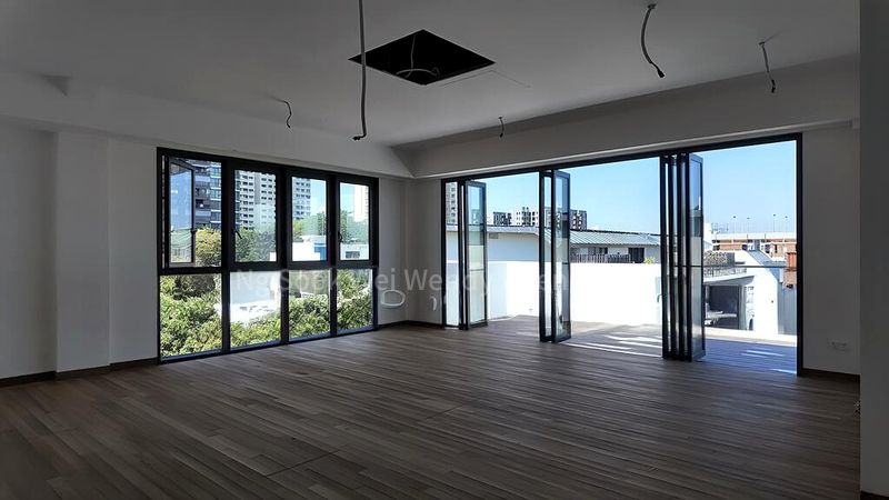 8 Bed Semi-Detached House (Landed) for Sale in  Fernvale Gardens - Image 9