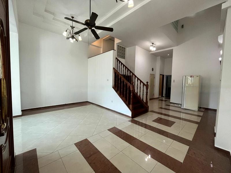 4 Bed Terraced House (Landed) for Rent in  Cambridge Road - Image 13