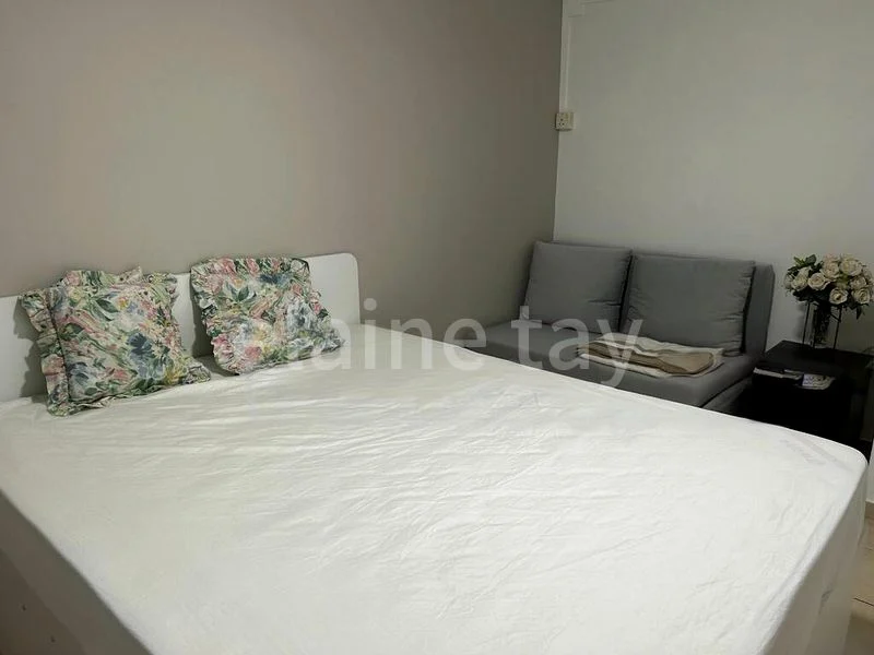 4 Bed Apartment (Condo) for Sale in  People's Park Complex - Image 15