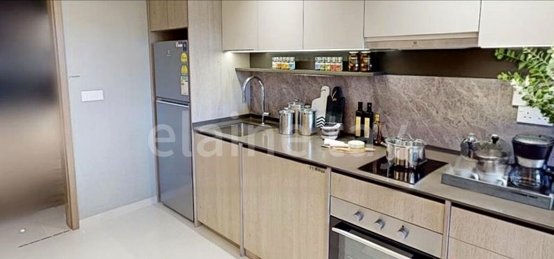 4 Bed Apartment (Condo) for Sale in  People's Park Complex - Image 8