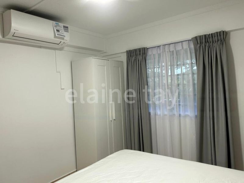 4 Bed Apartment (Condo) for Sale in  People's Park Complex - Image 9