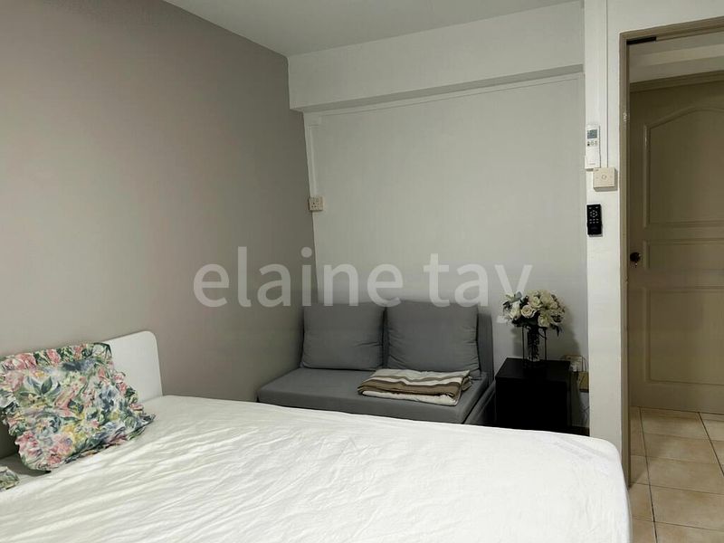4 Bed Apartment (Condo) for Sale in  People's Park Complex - Image 12