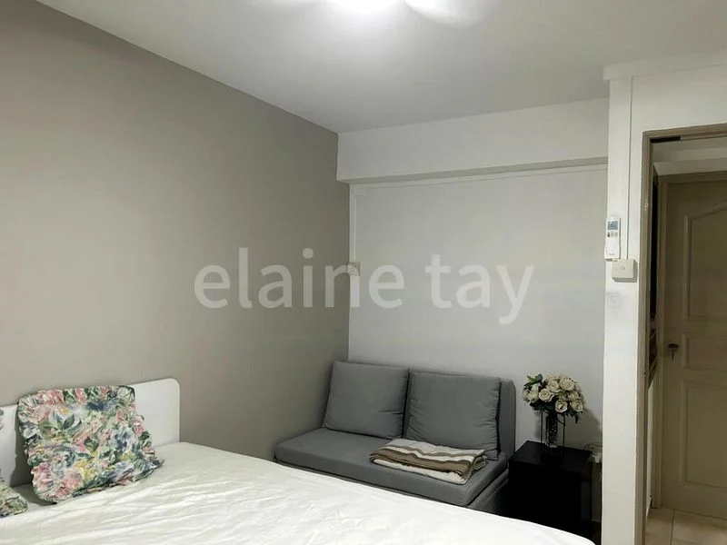 4 Bed Apartment (Condo) for Sale in  People's Park Complex - Image 14