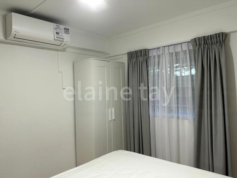 4 Bed Apartment (Condo) for Sale in  People's Park Complex - Image 11