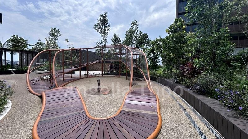 3 Bed Condo for Rent in  Pasir Ris Drive 8 - Image 7