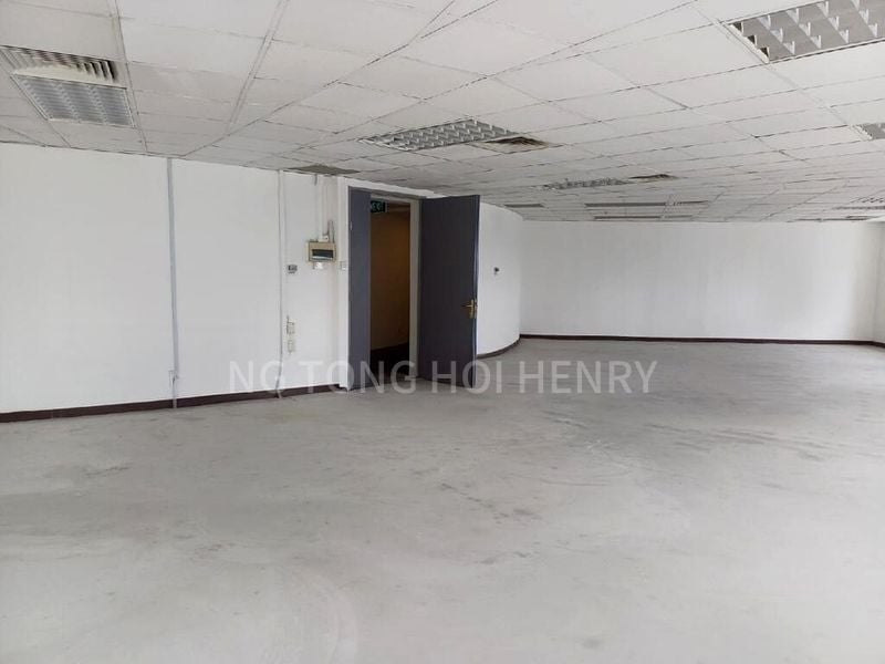 Office for Rent: Goldhill Plaza - Image 4