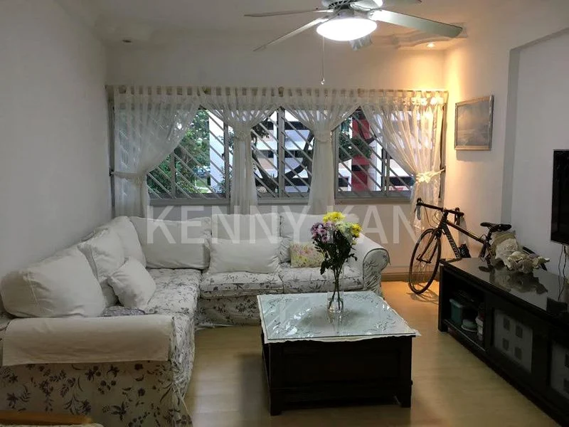 Common Room (HDB) for Rent in  27 Marine Crescent - Image 4