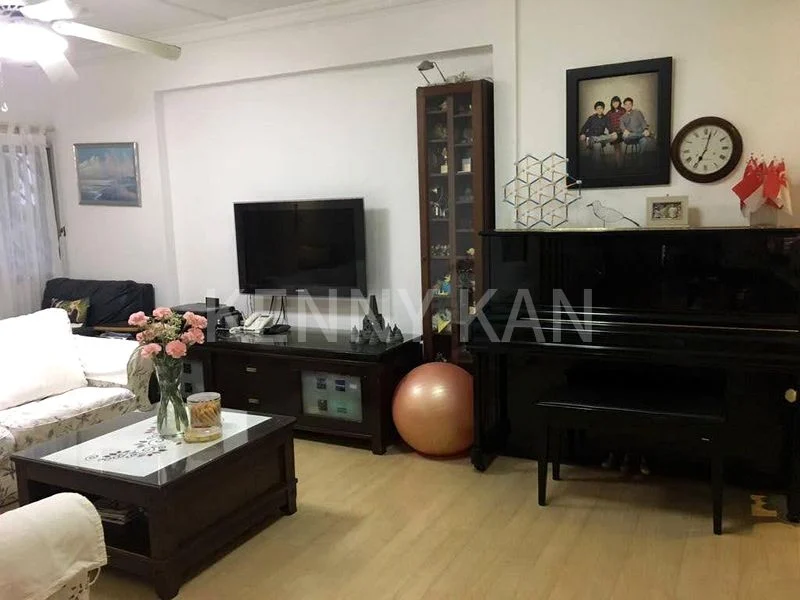 Common Room (HDB) for Rent in  27 Marine Crescent - Image 7