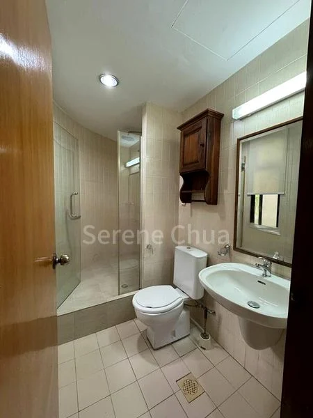 4 Bed Condo for Sale in  The Balmoral - Image 10