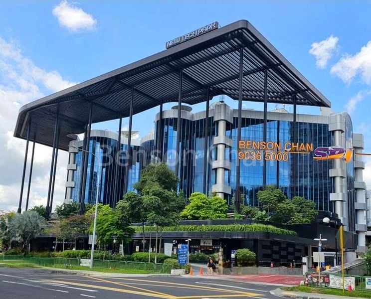 Light Industrial (B1) for Rent: New Tech Park - Image 6