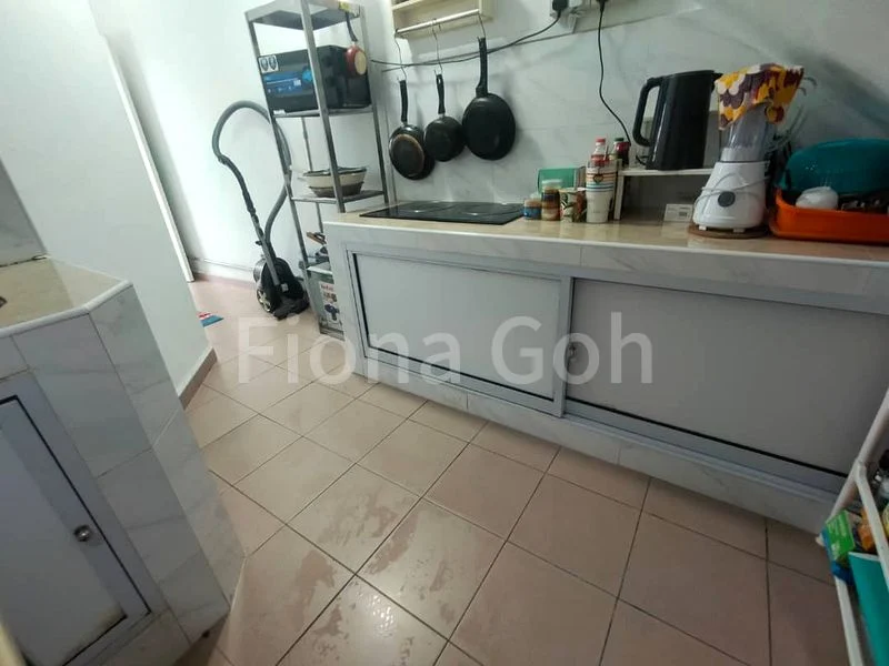 Master Room (Condo) for Rent in 90 Horne Road - Image 7