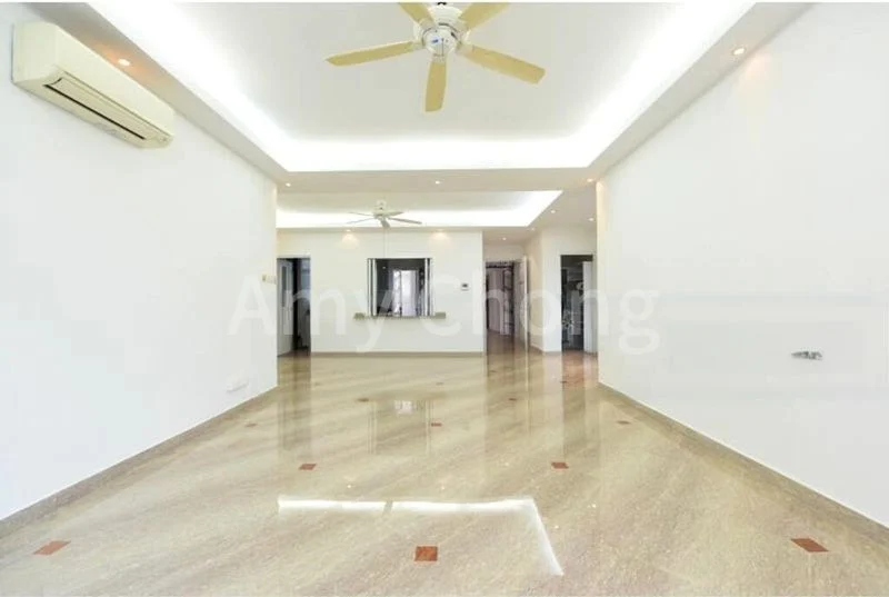 4 Bed Condo for Rent in  Spring Grove - Image 3