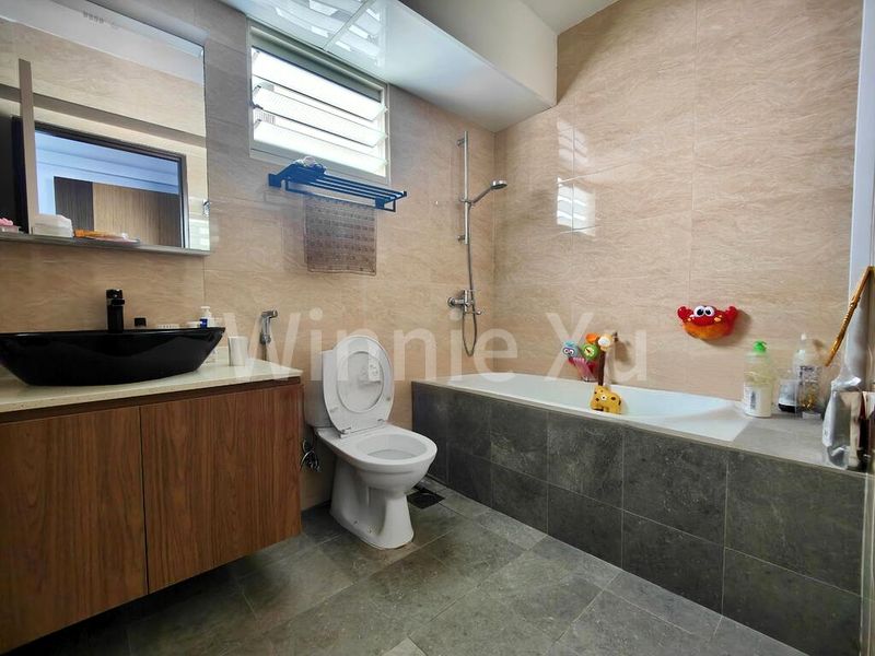 Premium HDB for Sale in 296A Bukit Batok Street 22 - Image 12