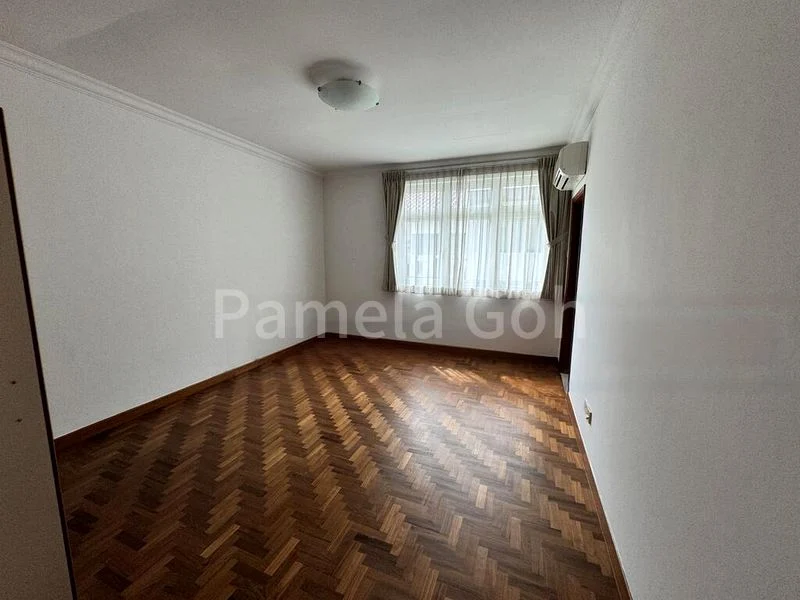 6 Bed Semi-Detached House (Landed) for Rent in  Four Seasons Park - Image 3