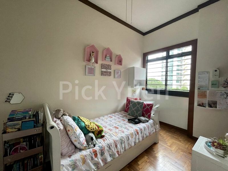 4 Bed Condo for Sale in  Leonie Gardens - Image 5