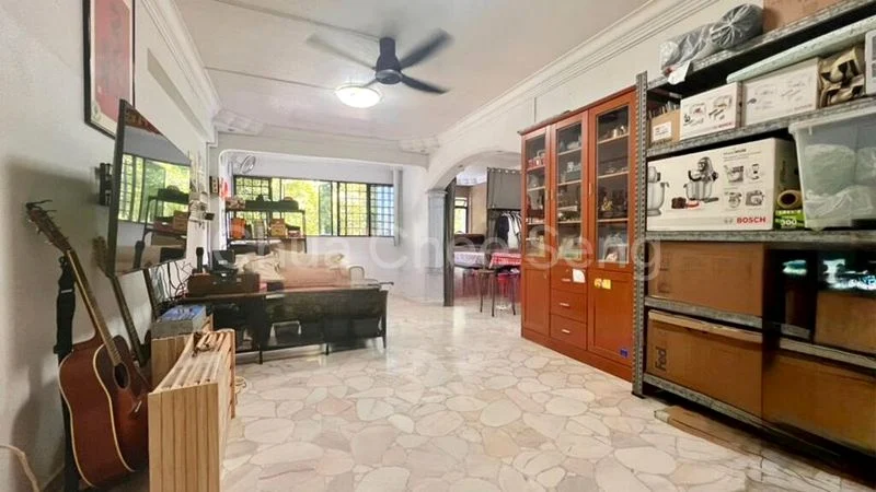 5 Room (5I) HDB for Sale in  534 Jelapang Road - Image 2