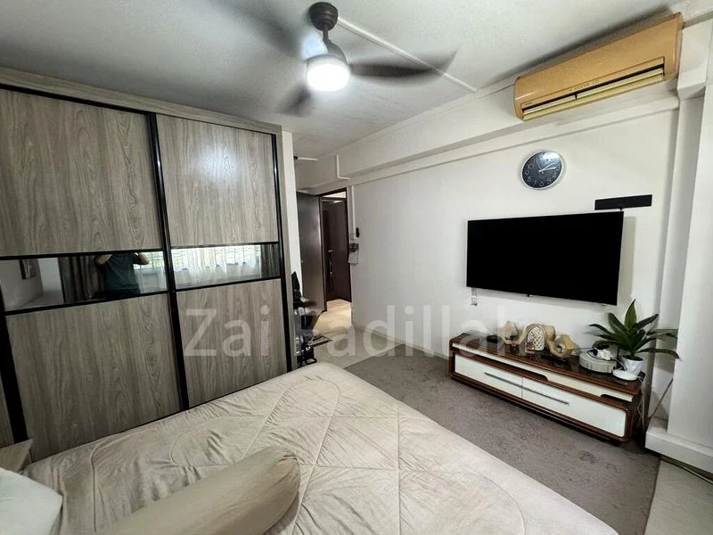 5 Room (5I) HDB for Sale in  752 Choa Chu Kang North 5 - Image 4