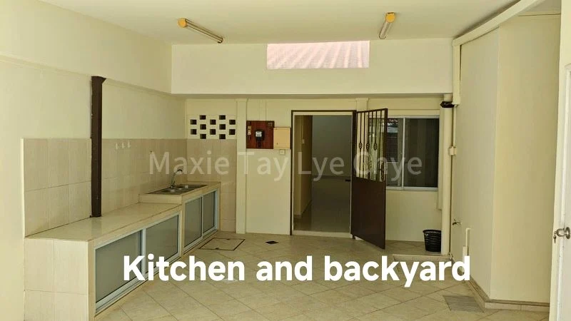 3 Bed Terraced House (Landed) for Sale in  Seletar Hills Estate - Image 2