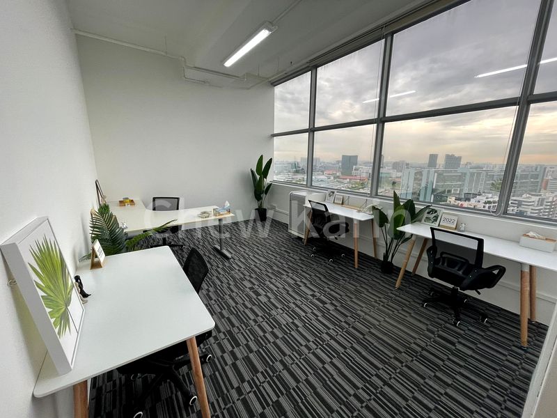 Light Industrial (B1) for Rent in  Wcega Tower - Image 4