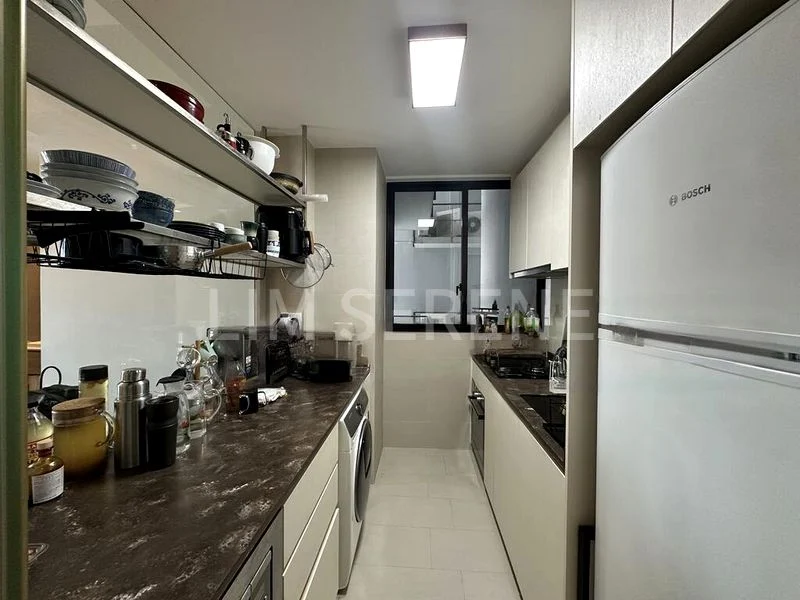 2 Bed Condo for Sale in  The Crest - Image 3