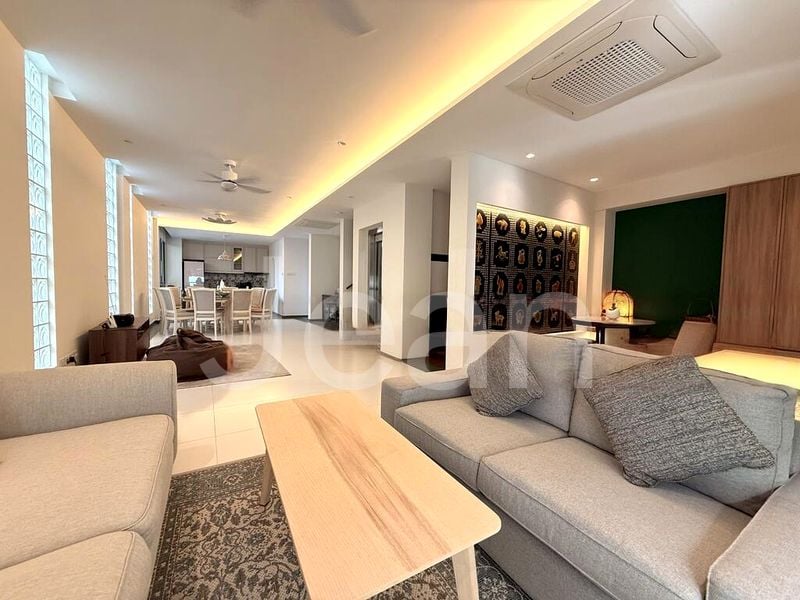 7 Bed Corner Terrace (Landed) for Sale in  Teacher's Housing Estate - Image 4