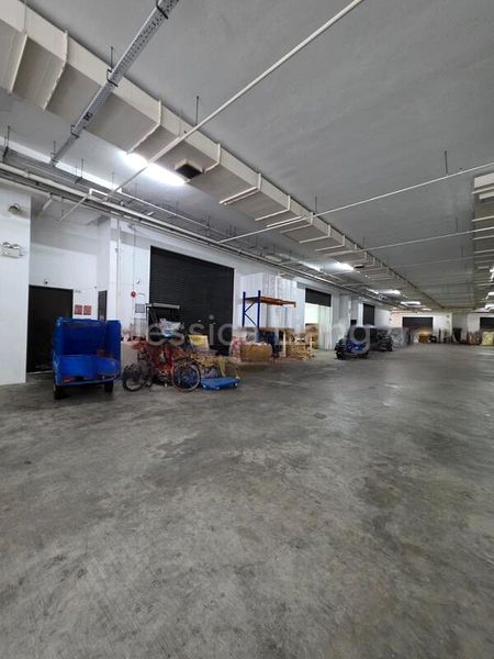 Light Industrial (B1) for Rent: Woodlands Horizon - Image 3