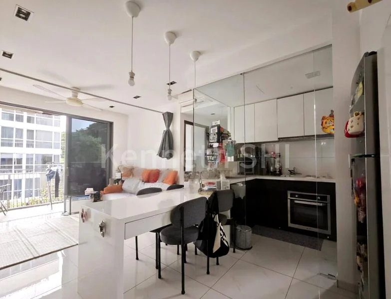 2 Bed Condo for Sale in  Palm Isles - Image 1