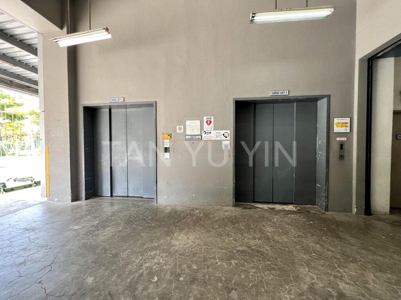 Light Industrial (B1) for Rent: Cyberhub North - Image 2