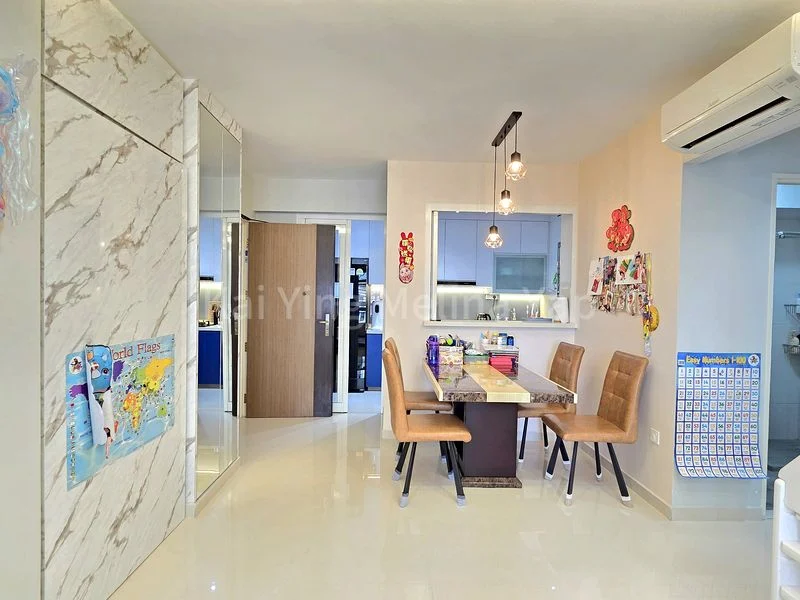 4 Room (4A) HDB for Sale in 79 Dawson Road - Image 4