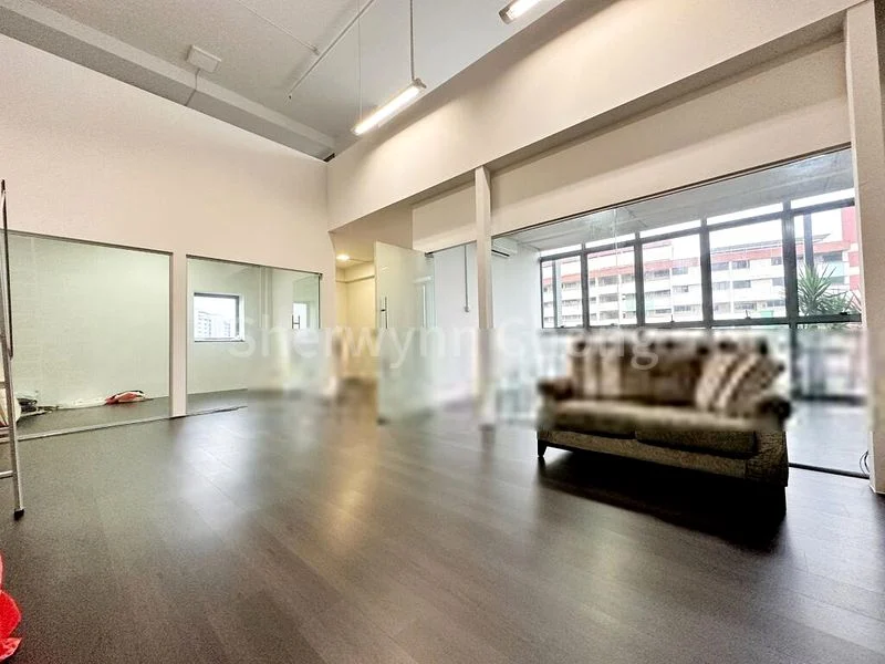 Light Industrial (B1) for Rent: Bizhub 28 - Image 1