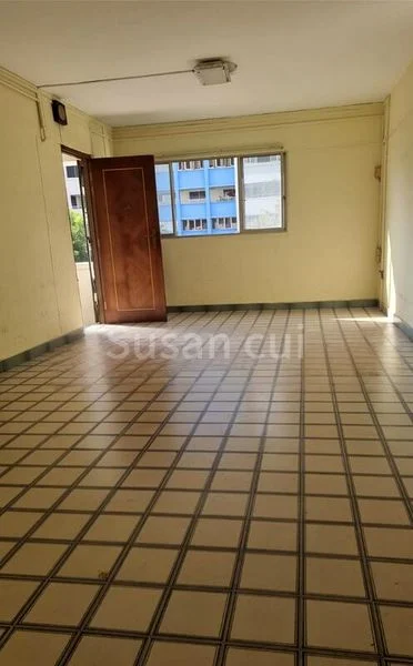 4 Room (4NG) HDB for Rent in  307 Hougang Avenue 5 - Image 4