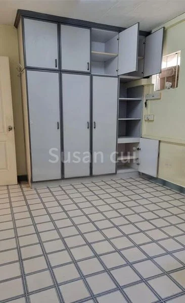4 Room (4NG) HDB for Rent in  307 Hougang Avenue 5 - Image 3