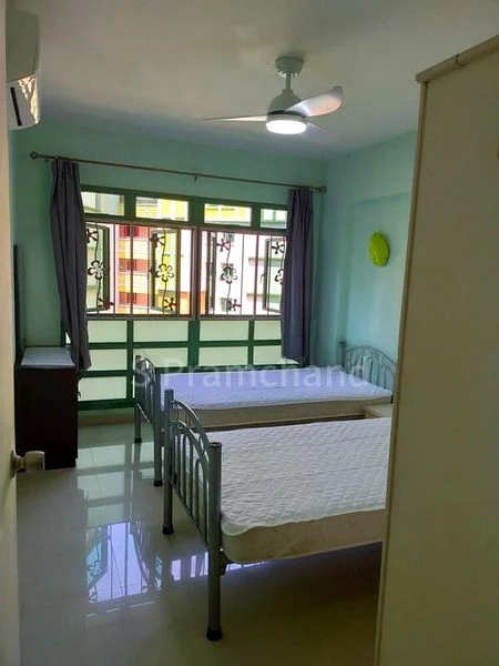 5 Room (5I) HDB for Rent in  687C Woodlands Drive 75 - Image 7