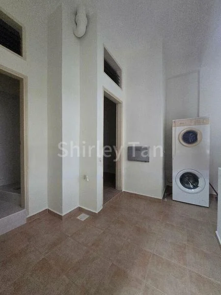 3 Bed Condo for Rent in  Clementi Park - Image 5