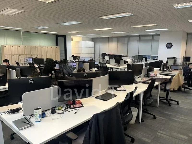 Office for Rent: Efficient Layout, Fitted Office at Raffles Place - Image 2