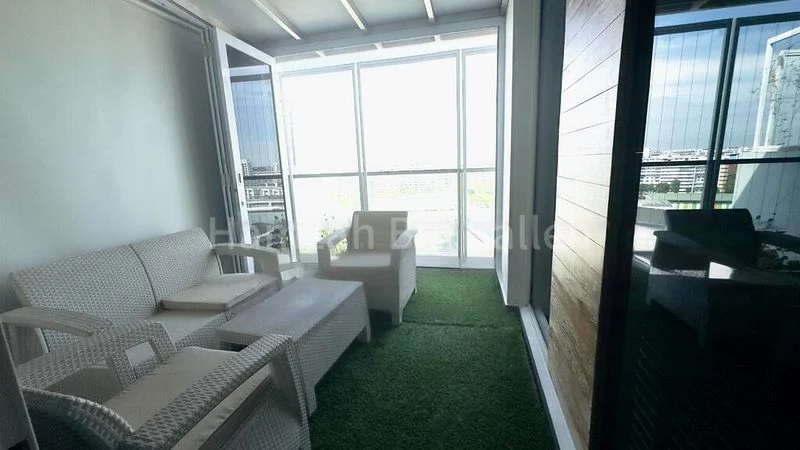 4 Bed Executive Condo for Sale in  1 Canberra - Image 12