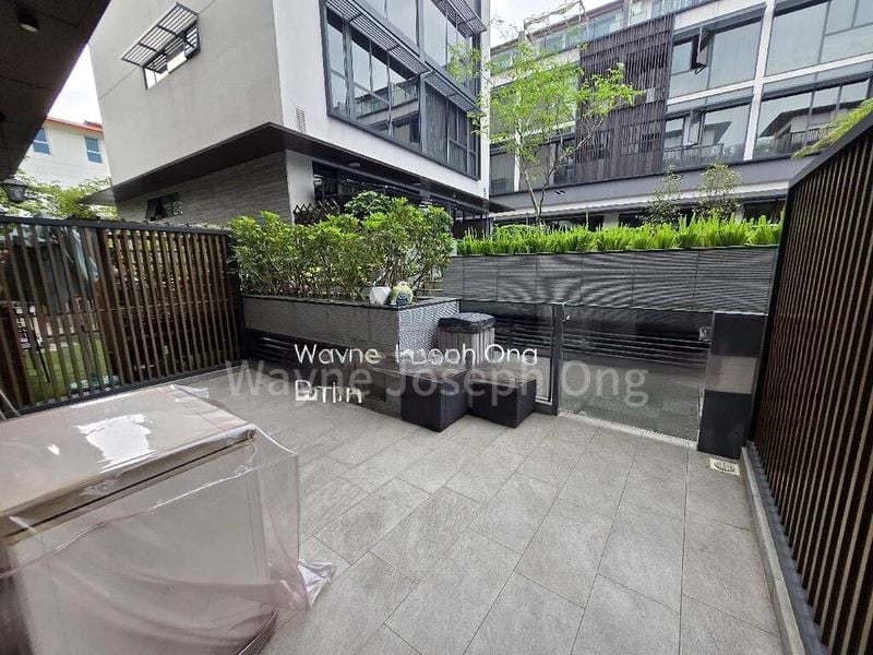 5 Bed Cluster House (Landed) for Sale in  Watercove - Image 1