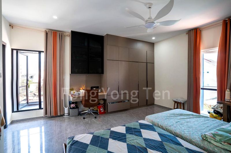 6 Bed Semi-Detached House (Landed) for Sale in Kembangan Estate - Image 6