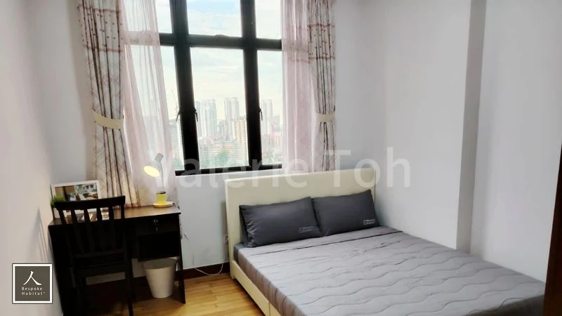 Common Room (Condo) for Rent in  Dover Parkview - Image 1