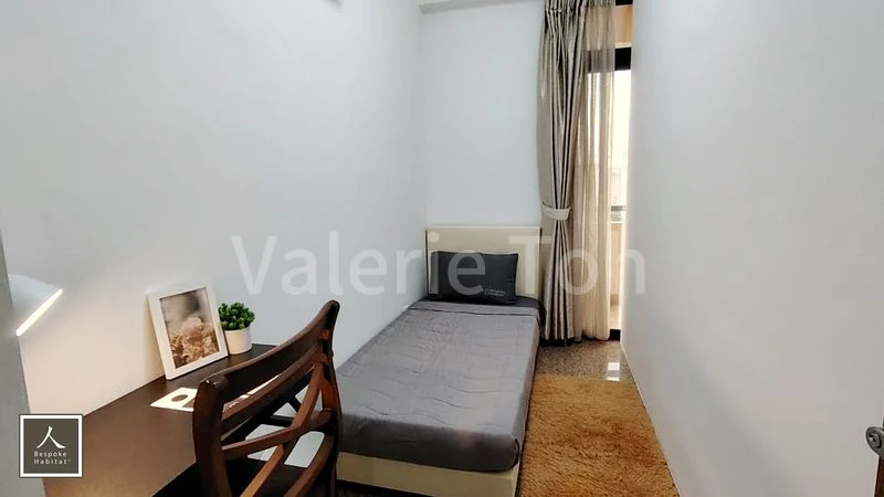 Common Room (Condo) for Rent in  Dover Parkview - Image 4