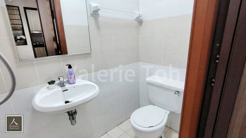 Common Room (Condo) for Rent in  Dover Parkview - Image 7