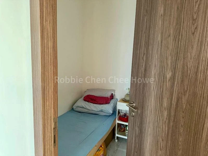 3 Bed Condo for Rent in  Queens Peak - Image 4